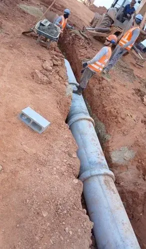 Execução de Drenagem - Tubulação PEAD e Concreto - Drenagem e tubulação - registro 12