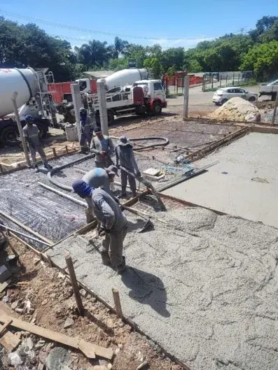 Projeto e Construção de UVR Butantã - Concretagem e piso - registro 17