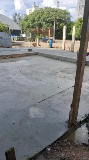 Projeto e Construção de UVR Butantã - Concretagem e piso - registro 21