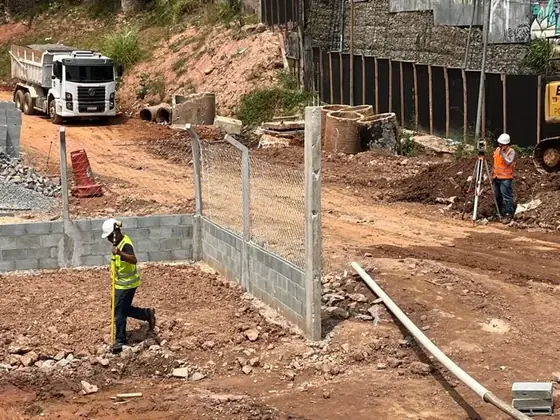 Projeto e Construção de UVR Jardim Colombo - Estrutura e cercamento - registro 10
