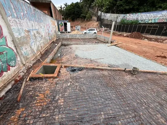 Projeto e Construção de UVR Jardim Colombo - Estrutura e cercamento - registro 14