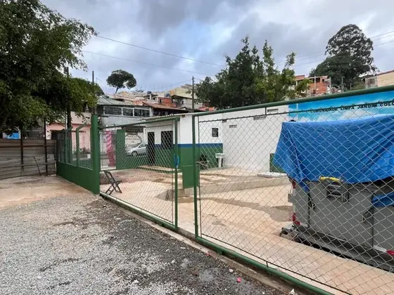 Projeto e Construção de UVR Jardim Colombo - Piso e instalações - registro 20